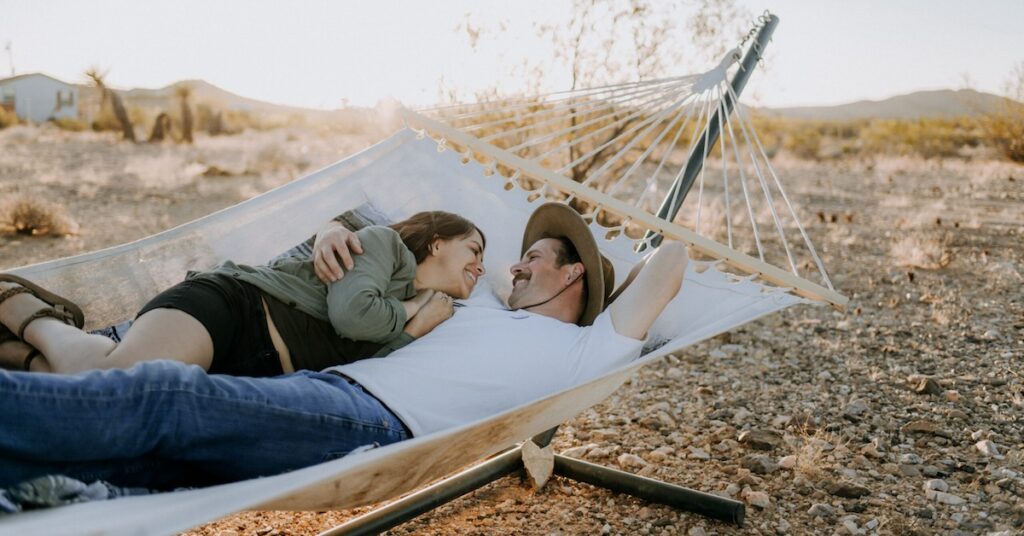 America’s Most Romantic Glamping Getaways (According to Real Hipcamp Reviews)